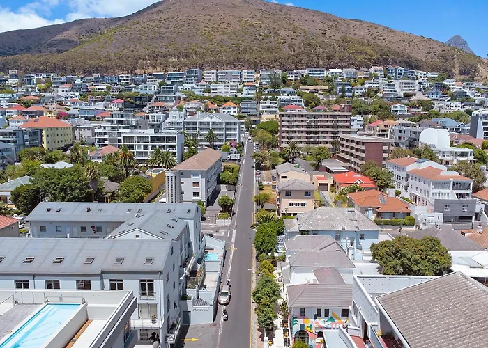 Neighbourgood Hill